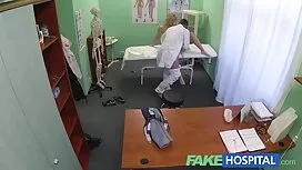 Russische Mädchen mi ...