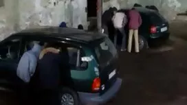 Zwei Betreiber Essen ...