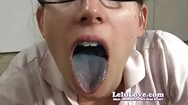 Milch Riese nackt un ...