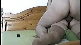 Schneiden Sie jetzt  ...